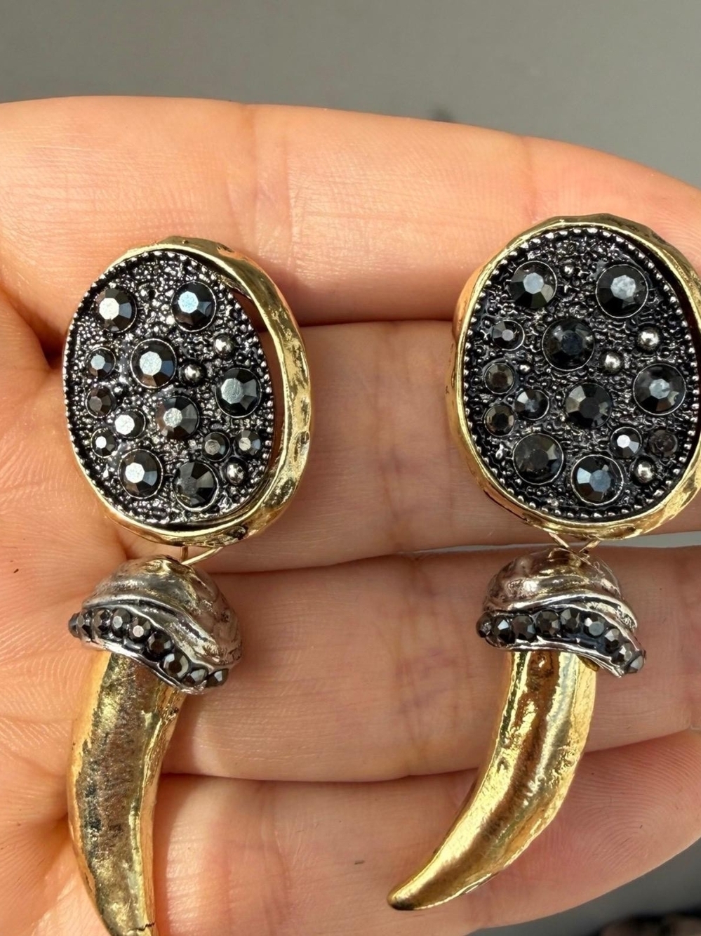 Black and Gold Druzy Disc with Horn Drop Earrings - Picture 2 of 3